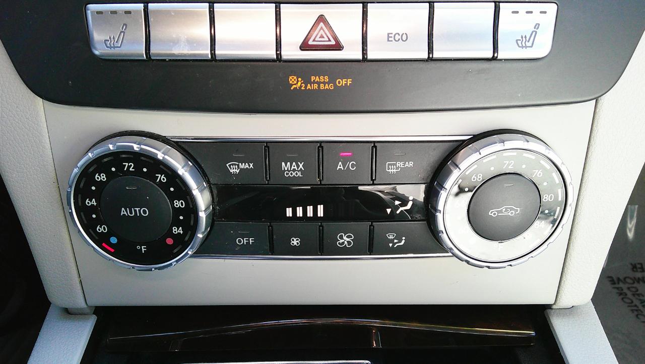 Mercedes-Benz C-Class 4dr Sdn C 300 Sport 4MATIC 2014