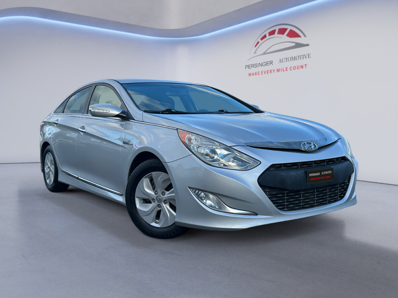 2015 Hyundai Sonata Hybrid 4dr Sdn