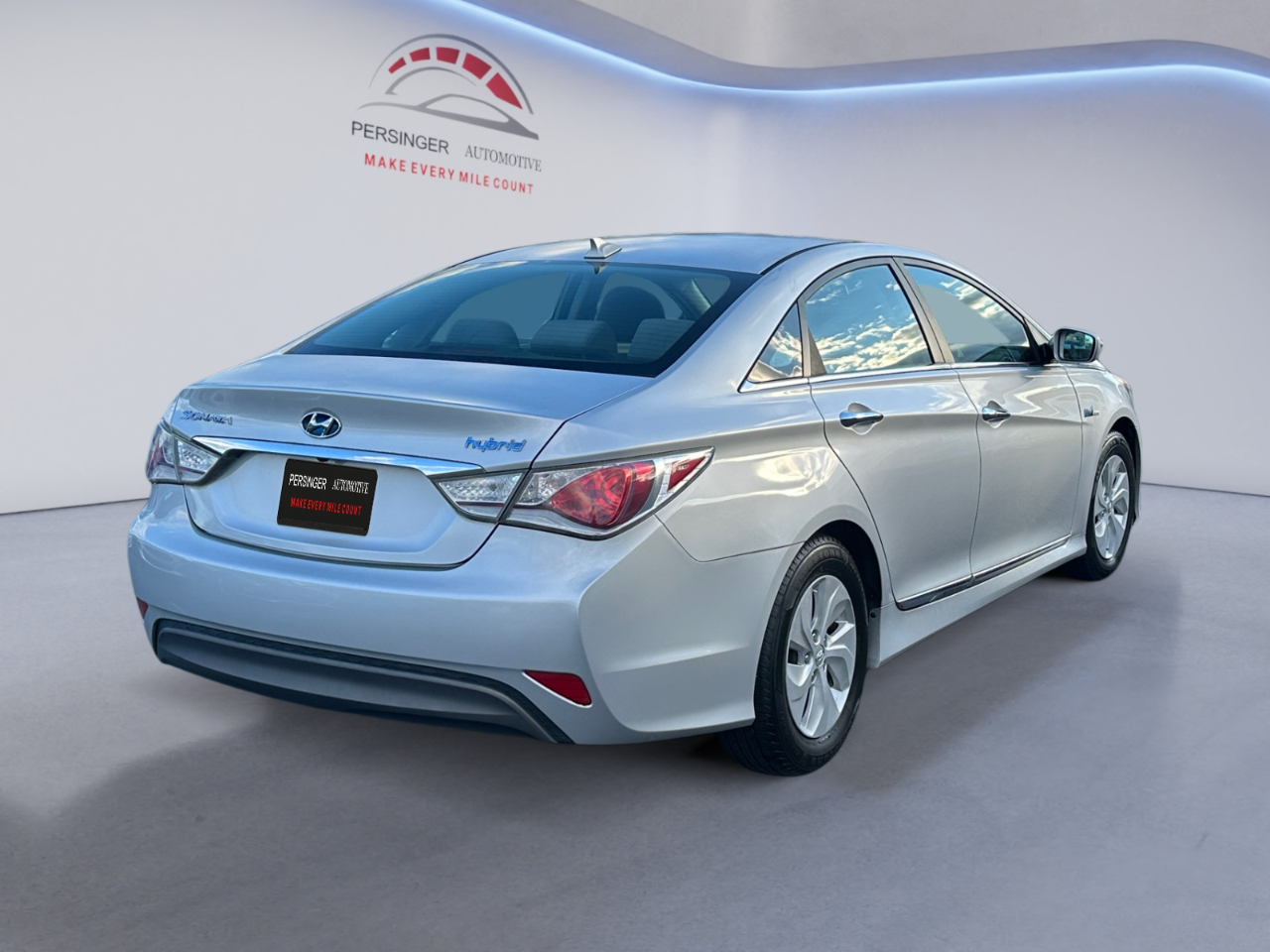 Hyundai Sonata Hybrid 4dr Sdn 2015