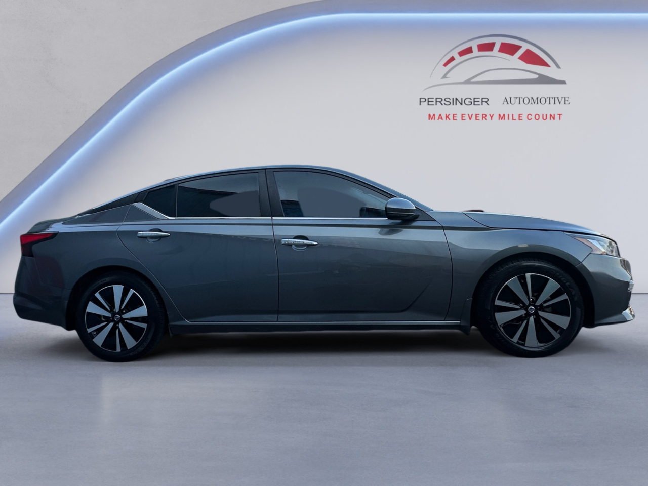 Nissan Altima 2.5 SV Sedan 2021