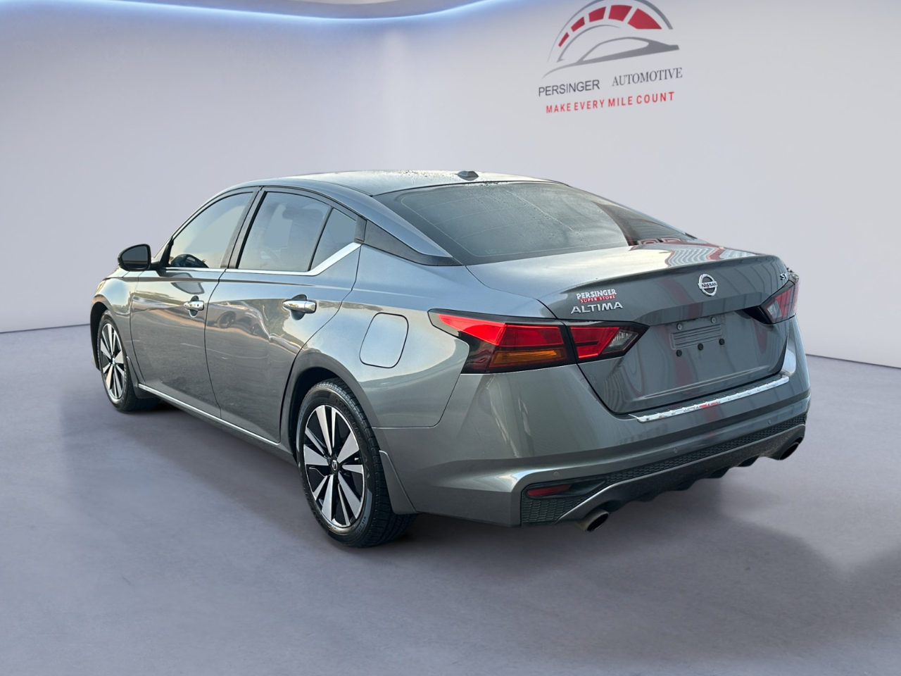 Nissan Altima 2.5 SV Sedan 2021