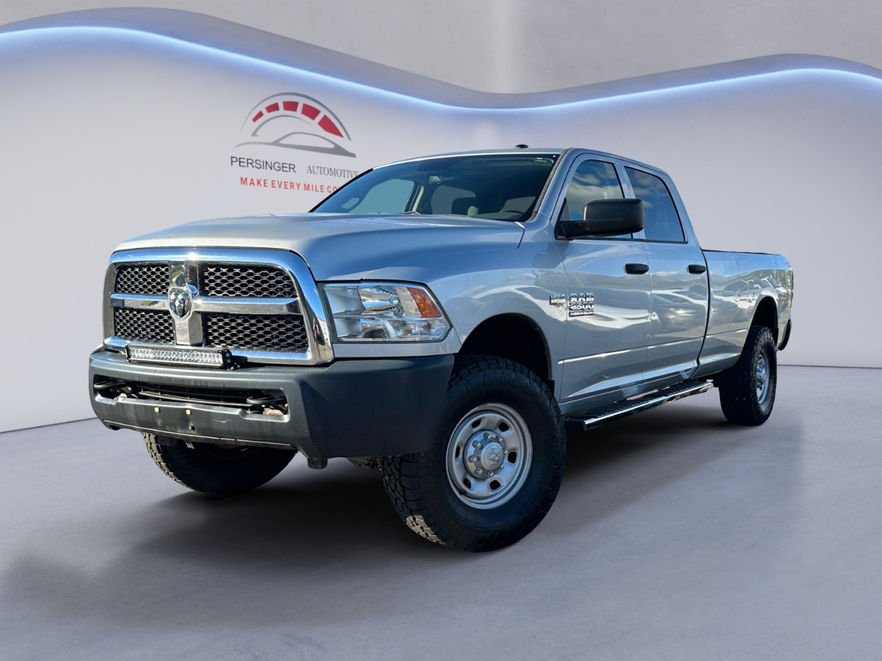 2016 RAM 2500 4WD Crew Cab 169" Tradesman