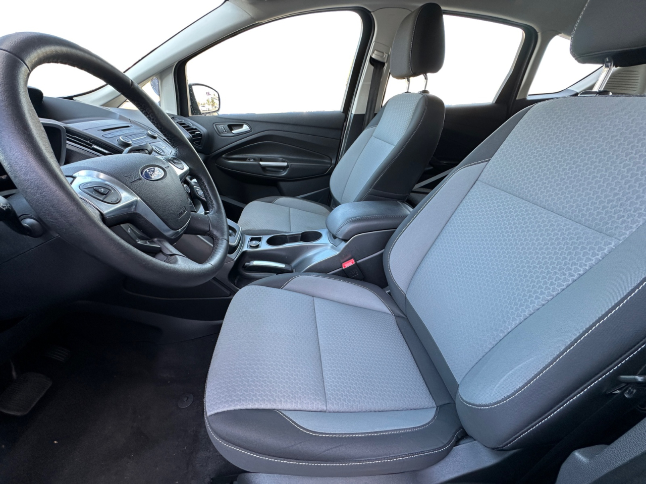 Ford C-Max Hybrid SE FWD 2017