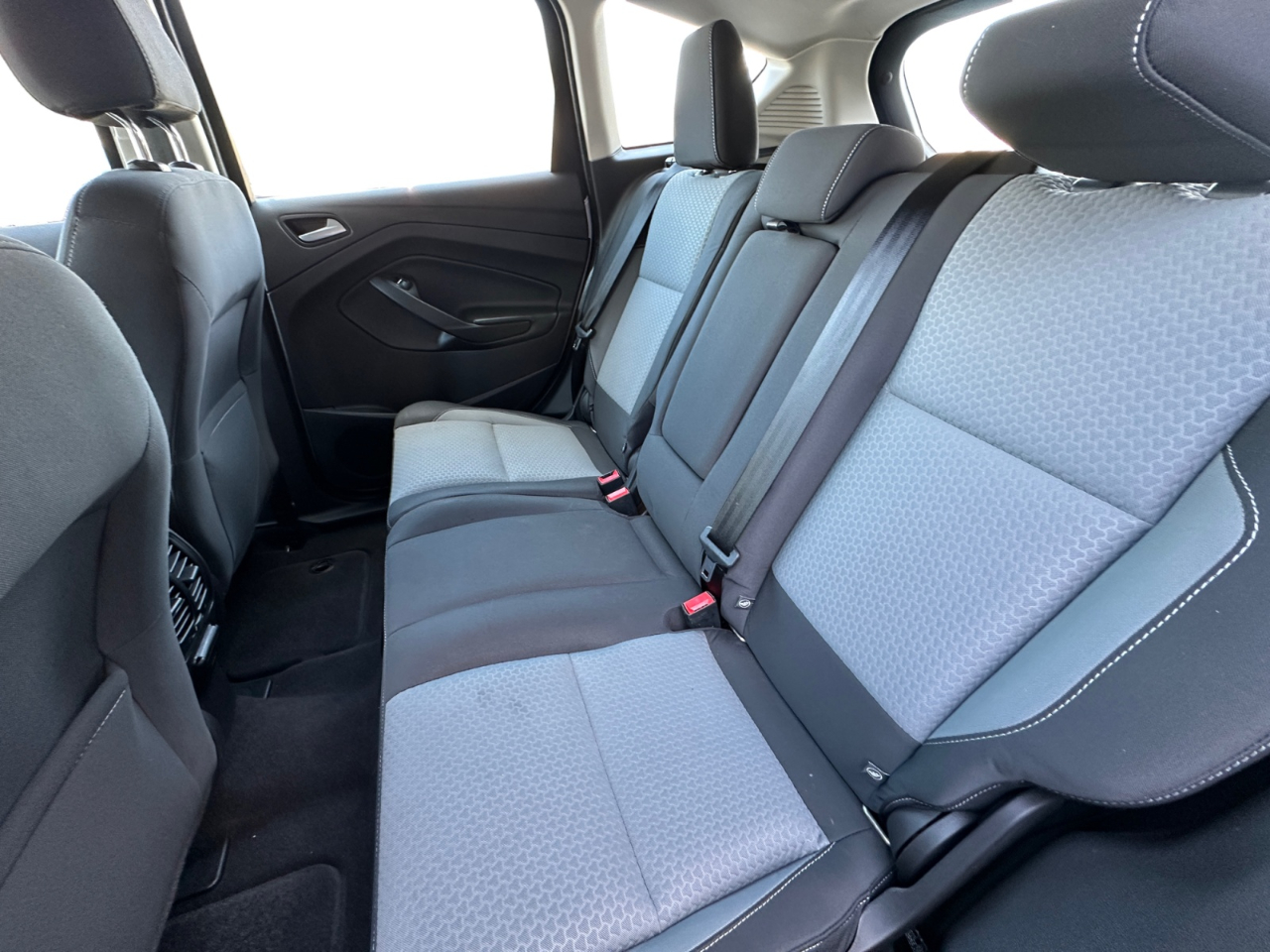 Ford C-Max Hybrid SE FWD 2017