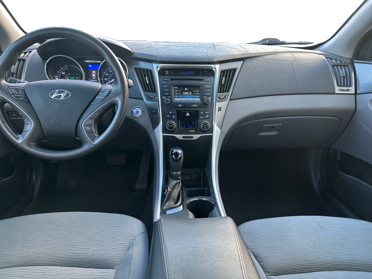 Hyundai Sonata Hybrid 4dr Sdn 2015 Hyundai Sonata Hybrid 4dr Sdn 2015