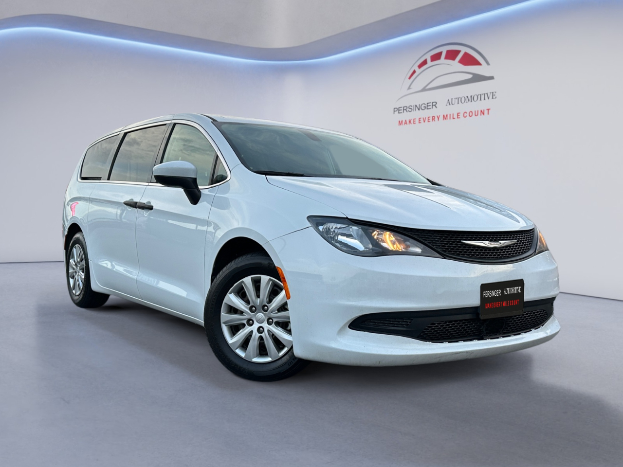 2021 Chrysler Voyager L FWD