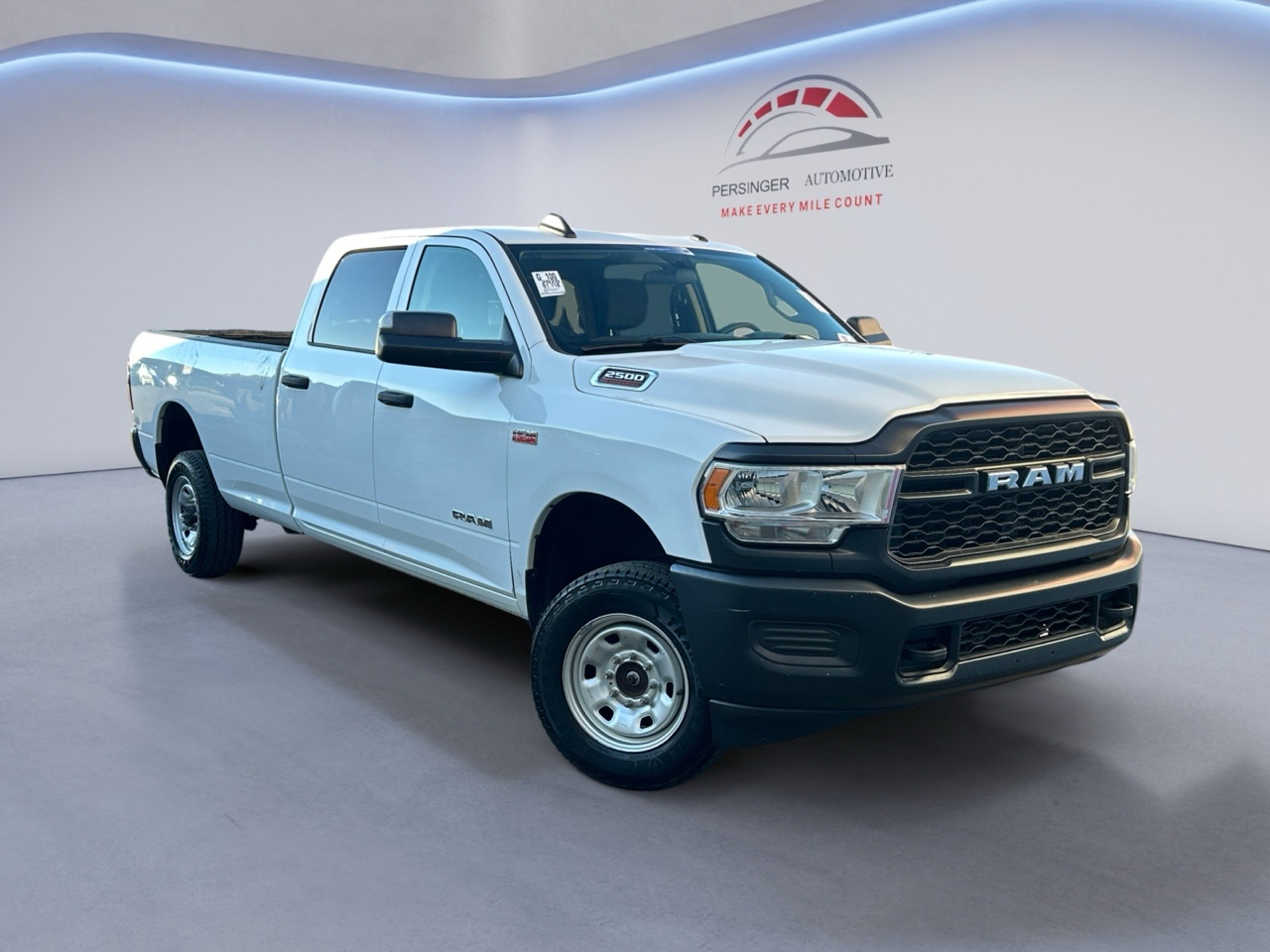 RAM 2500 Tradesman 4x4 Crew Cab 8' Box 2020 RAM 2500 Tradesman 4x4 Crew Cab 8' Box 2020