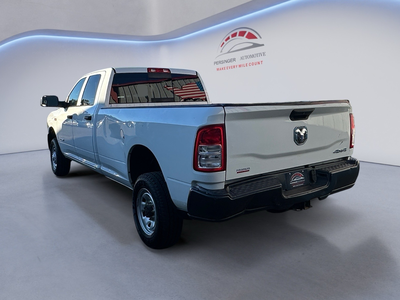 RAM 2500 Tradesman 4x4 Crew Cab 8' Box 2020 RAM 2500 Tradesman 4x4 Crew Cab 8' Box 2020
