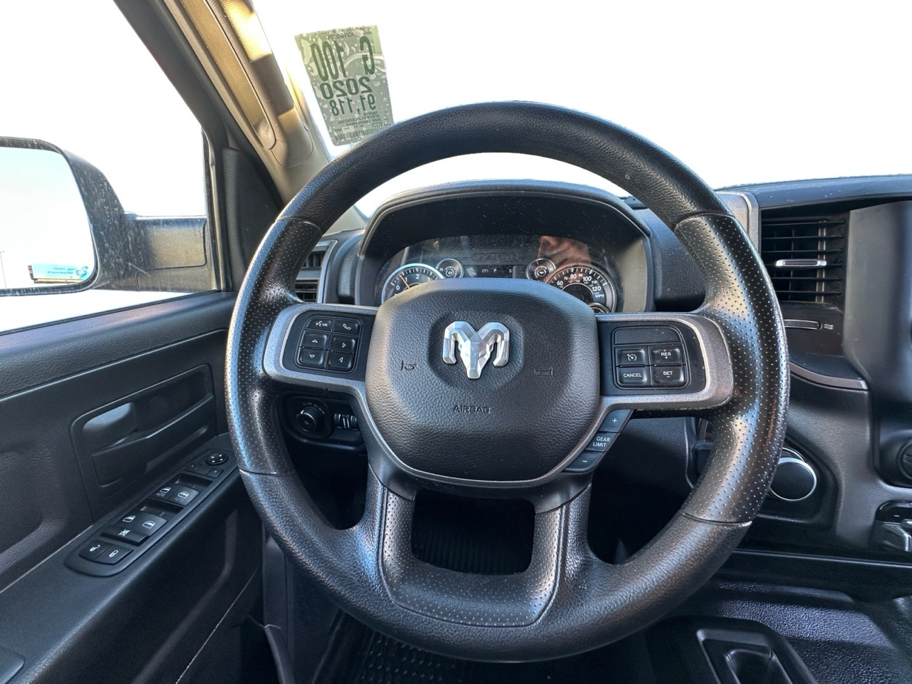 RAM 2500 Tradesman 4x4 Crew Cab 8' Box 2020 RAM 2500 Tradesman 4x4 Crew Cab 8' Box 2020