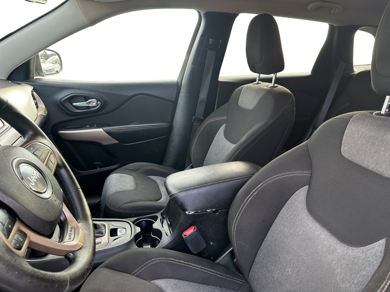 Jeep Cherokee Latitude 4x4 2018 Jeep Cherokee Latitude 4x4 2018