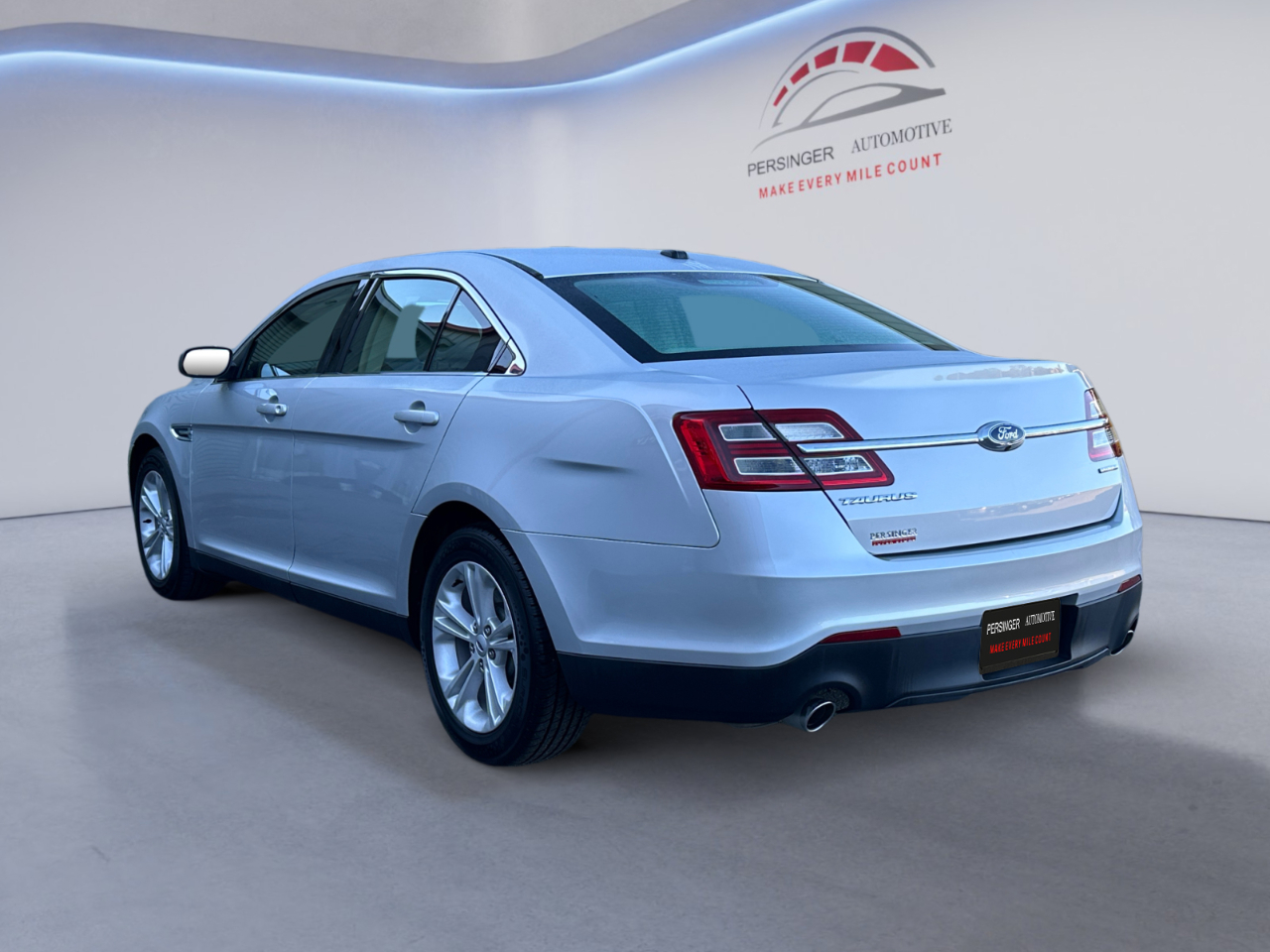 Ford Taurus SE FWD 2018