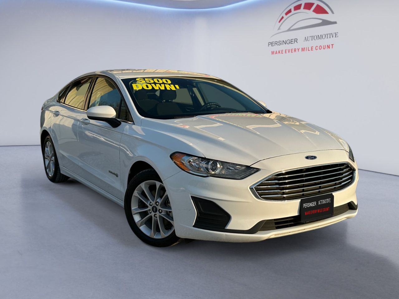 Ford Fusion Hybrid SE FWD 2019