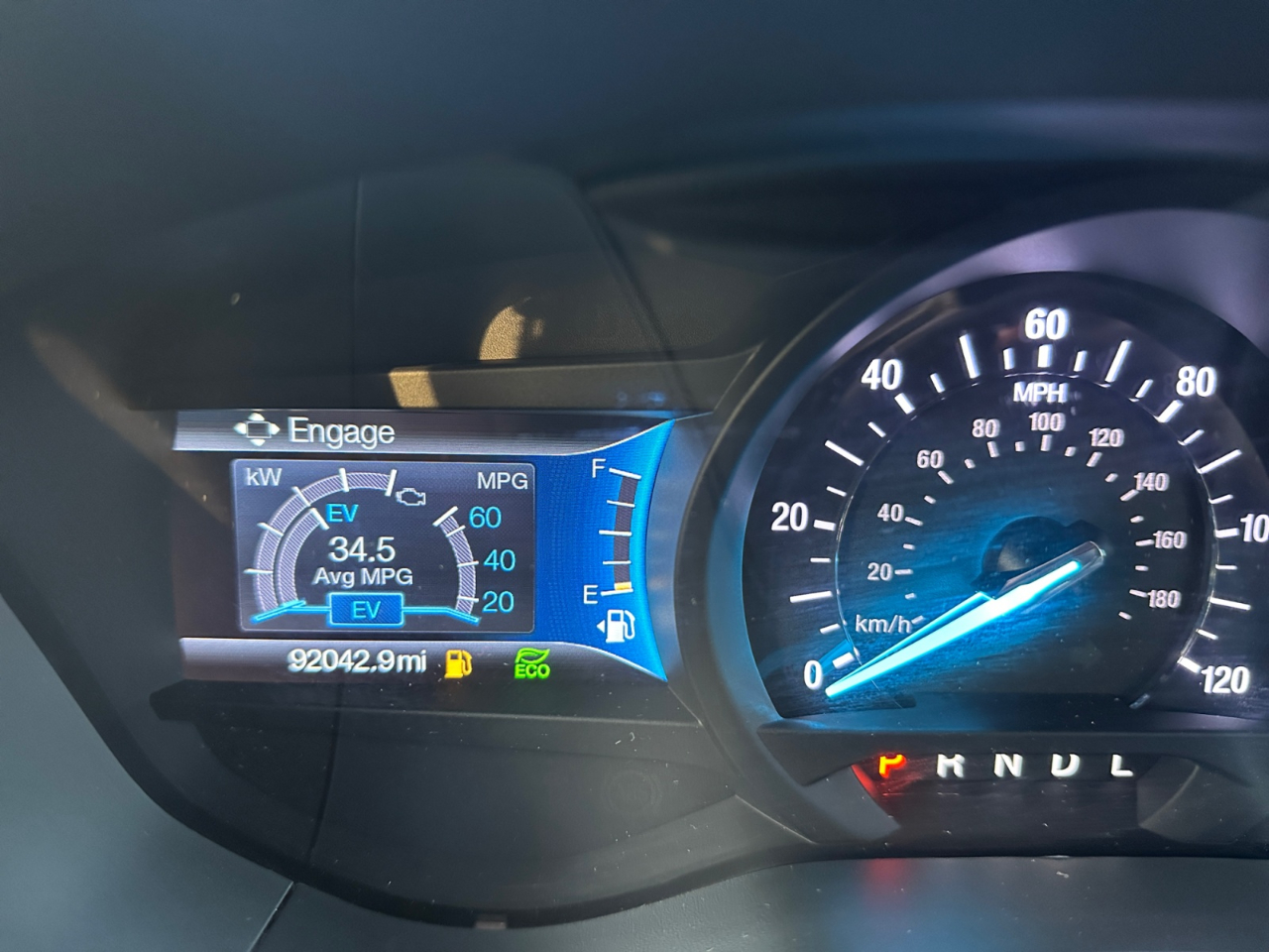 Ford Fusion Hybrid SE FWD 2019