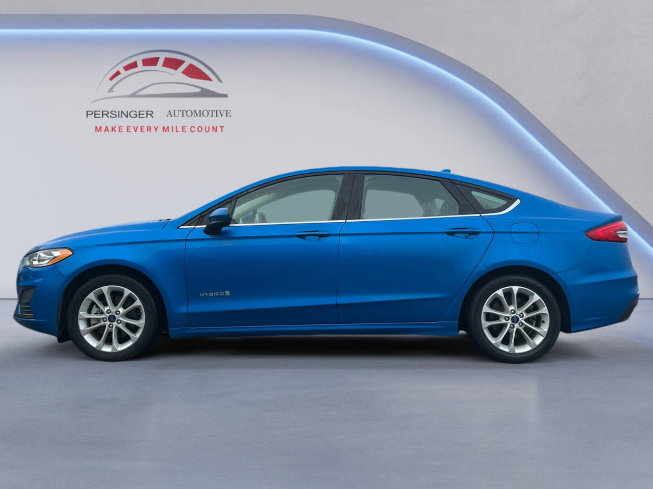 Ford Fusion Hybrid SE FWD 2019