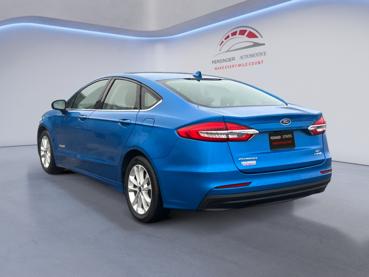 Ford Fusion Hybrid SE FWD 2019