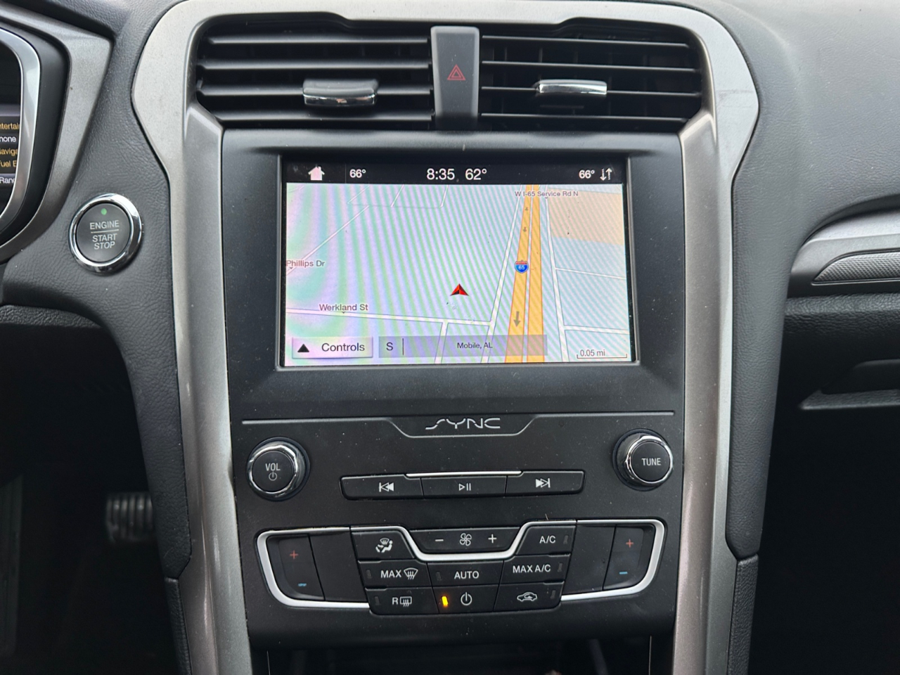 Ford Fusion Hybrid SE FWD 2019