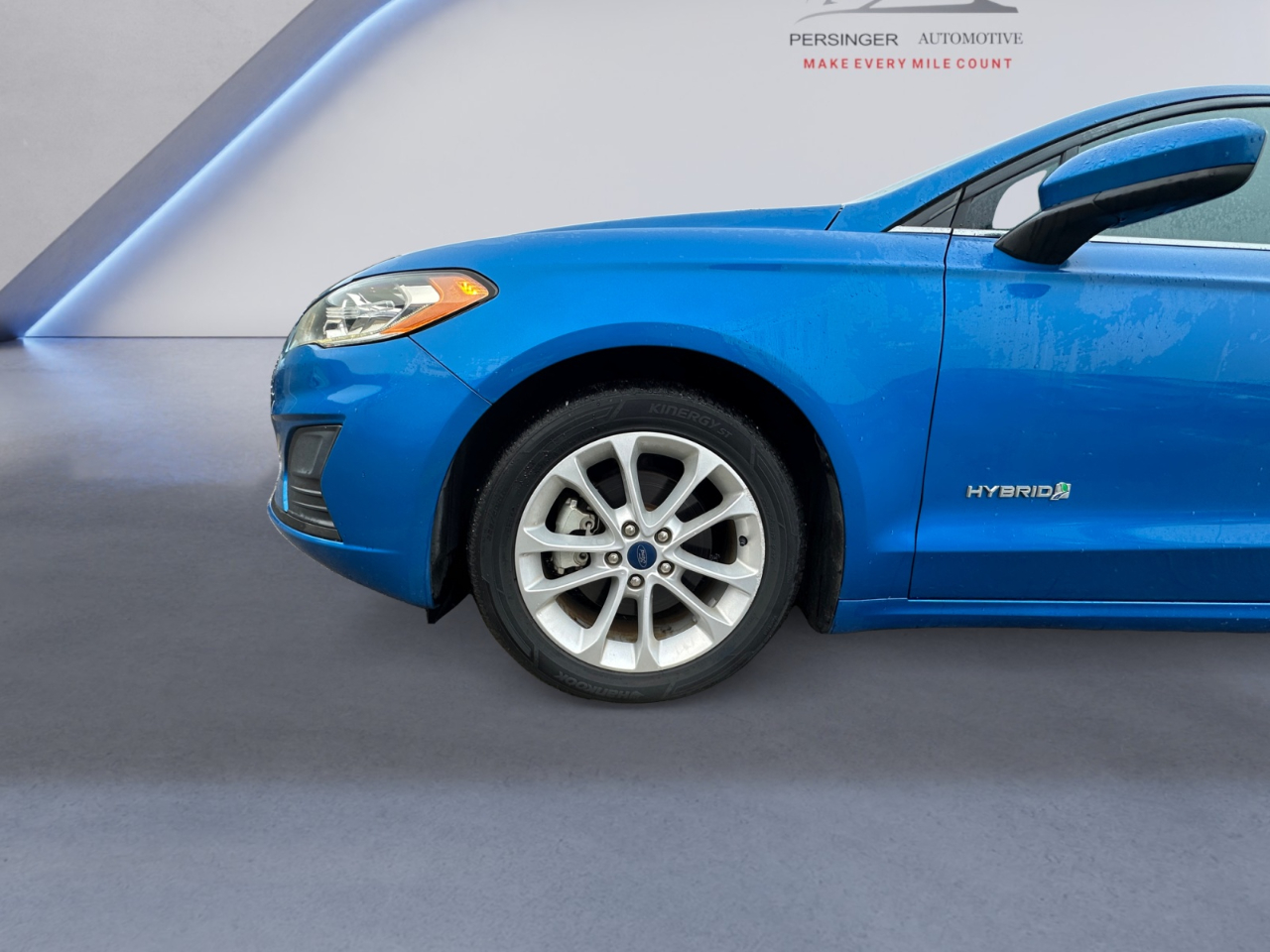 Ford Fusion Hybrid SE FWD 2019