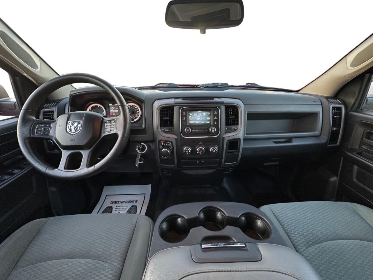 RAM 1500 2WD Crew Cab 140.5" Tradesman 2016