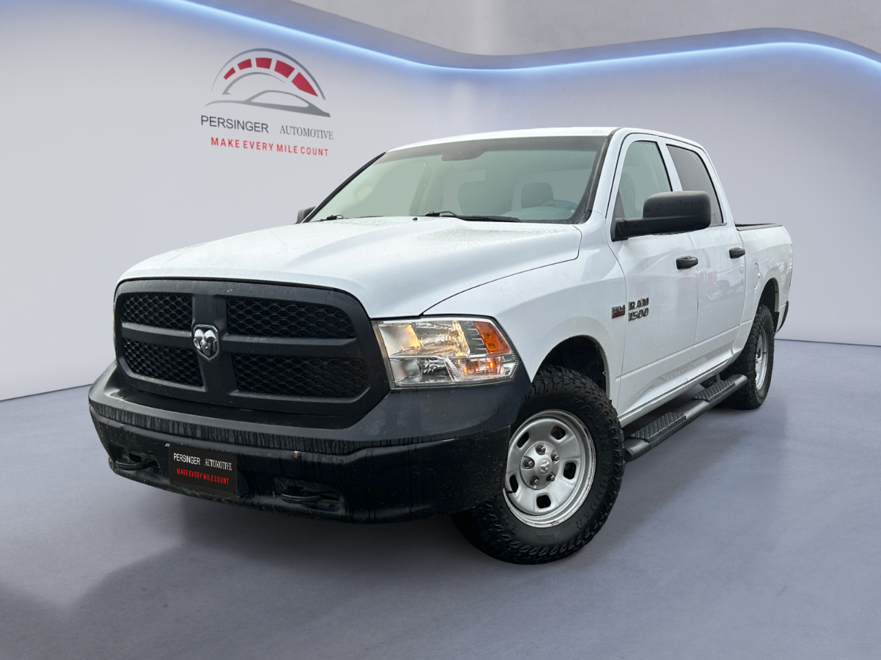 RAM 1500 Tradesman 4x4 Crew Cab 5'7" Box 2018