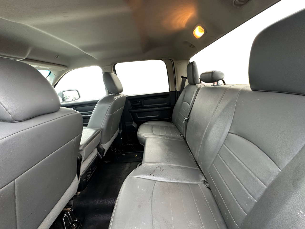 RAM 1500 Tradesman 4x4 Crew Cab 5'7" Box 2018