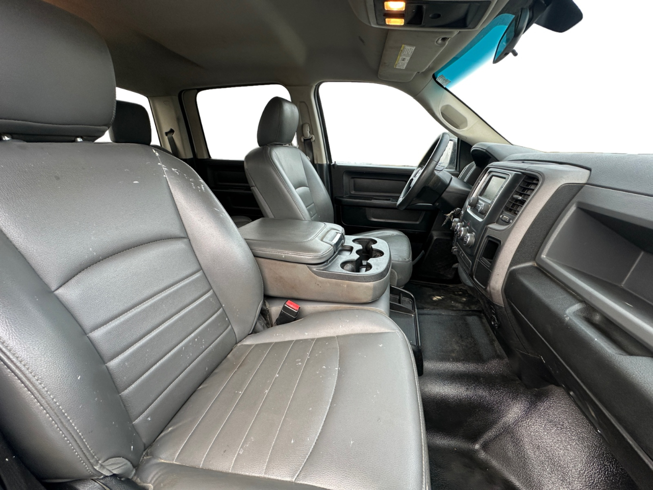 RAM 1500 Tradesman 4x4 Crew Cab 5'7" Box 2018