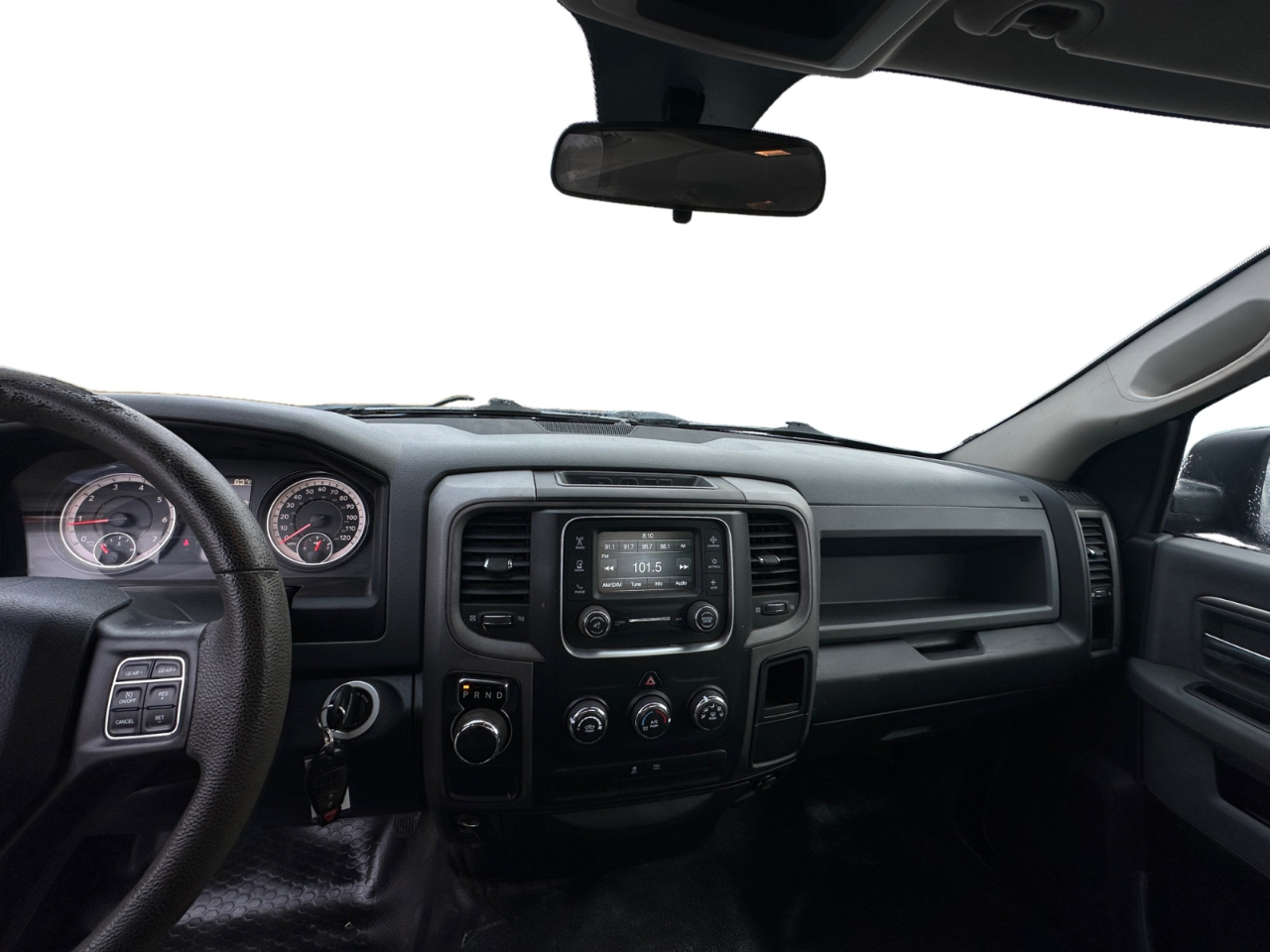 RAM 1500 Tradesman 4x2 Regular Cab 8' Box 2017