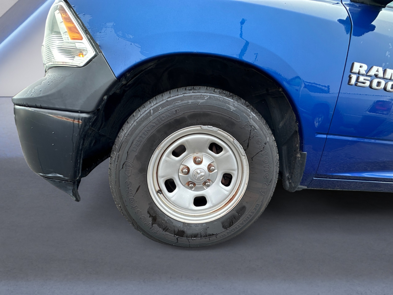 RAM 1500 Tradesman 4x2 Regular Cab 8' Box 2017