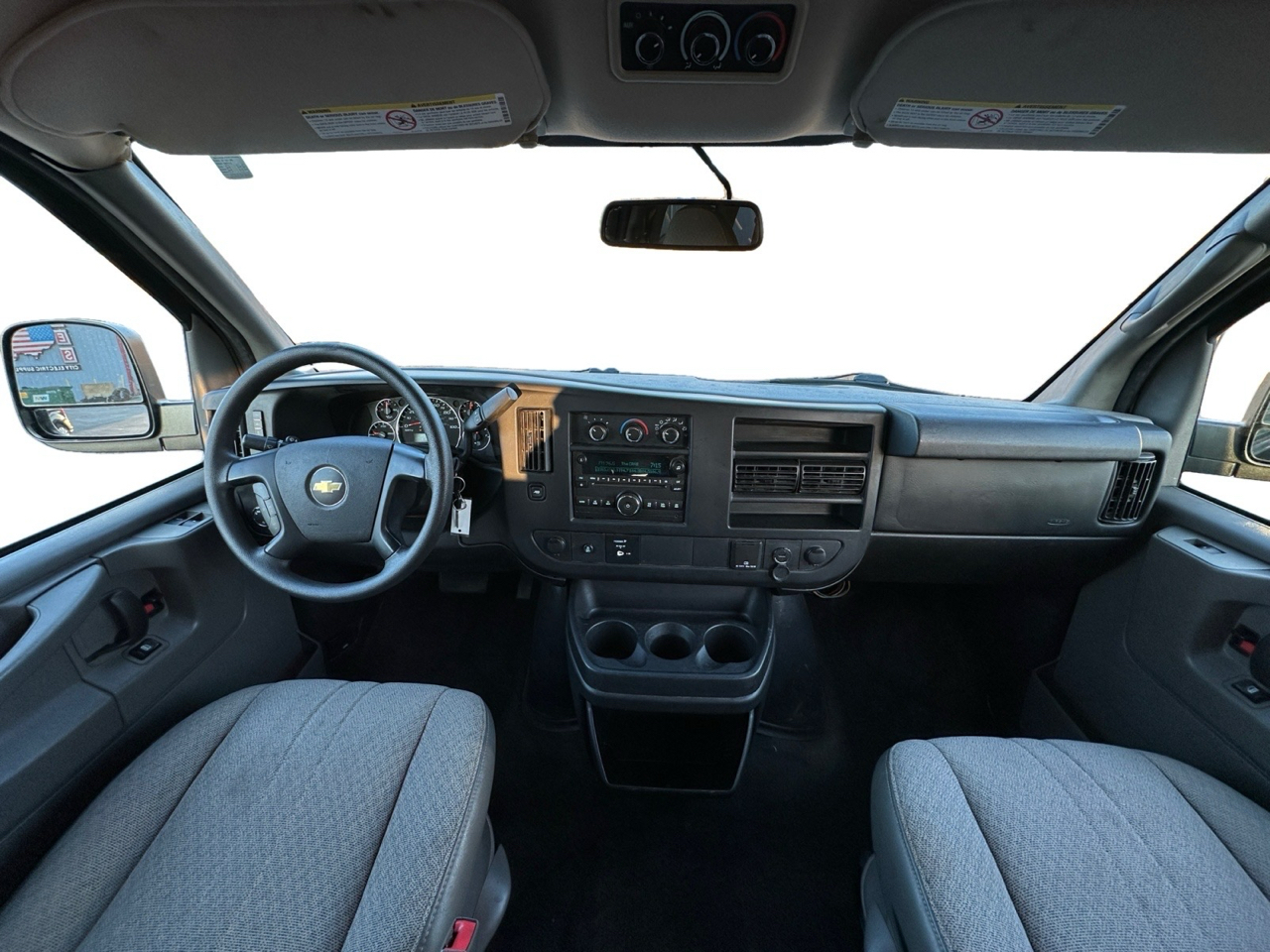 Chevrolet Express Passenger RWD 2500 135" LS 2015