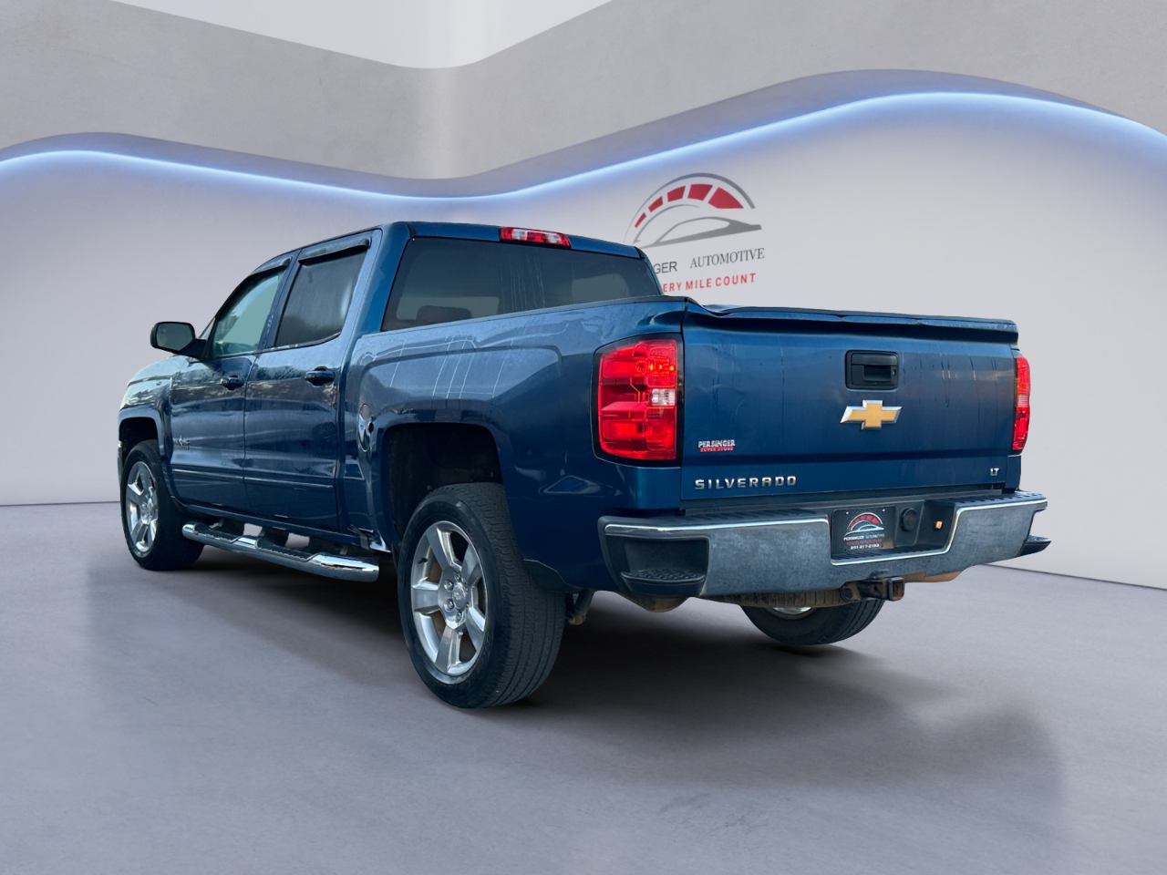 Chevrolet Silverado 1500 2WD Crew Cab 143.5" LT w/1LT 2018