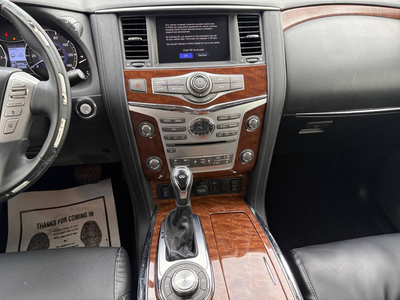 Infiniti QX80 LUXE AWD 2019