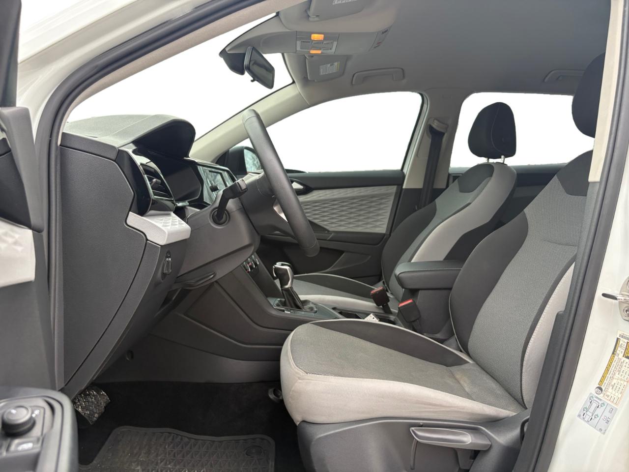 Volkswagen Taos S FWD 2022