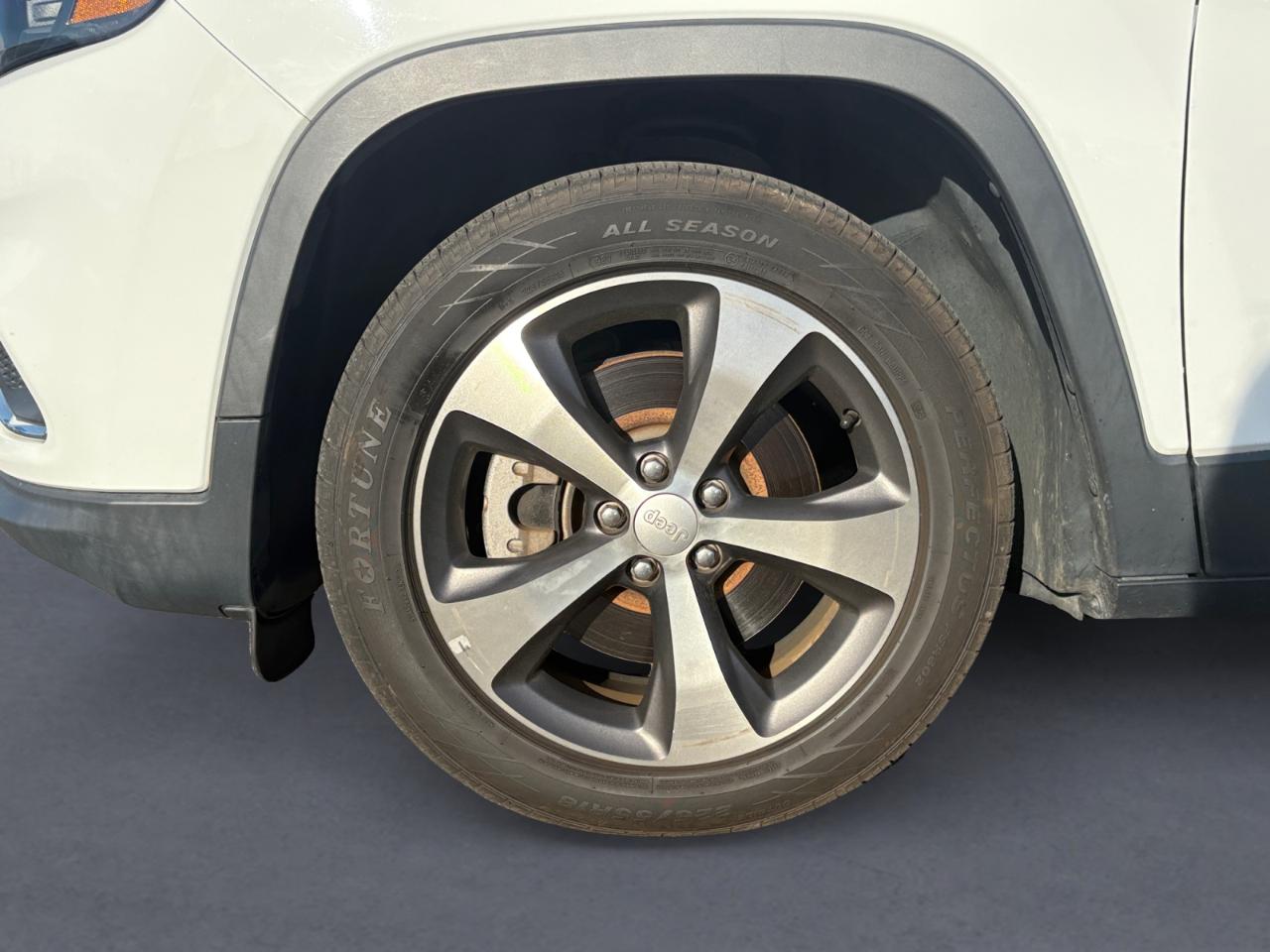 Jeep Cherokee Limited FWD 2020