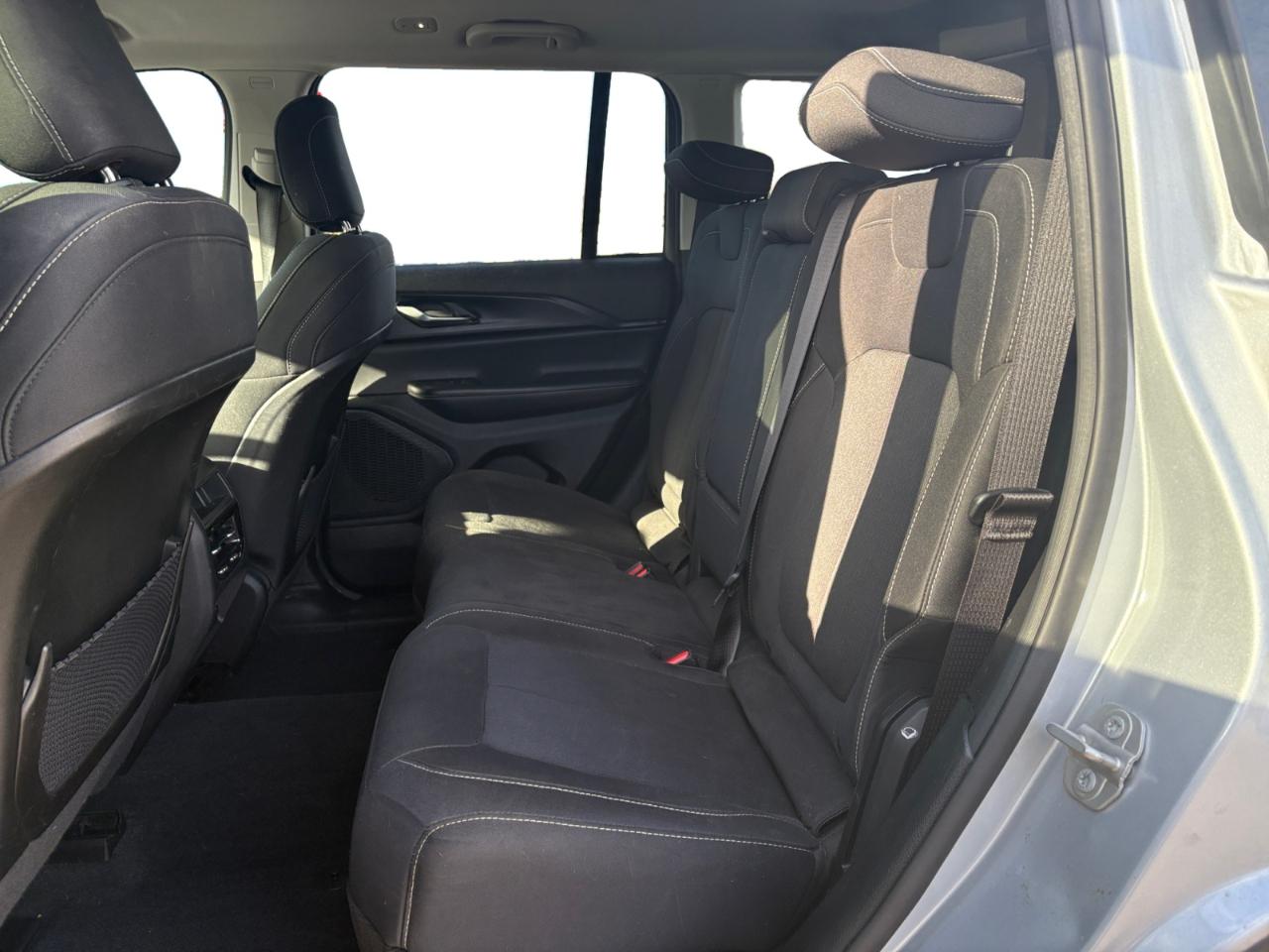 Jeep Grand Cherokee Laredo 4x4 2023