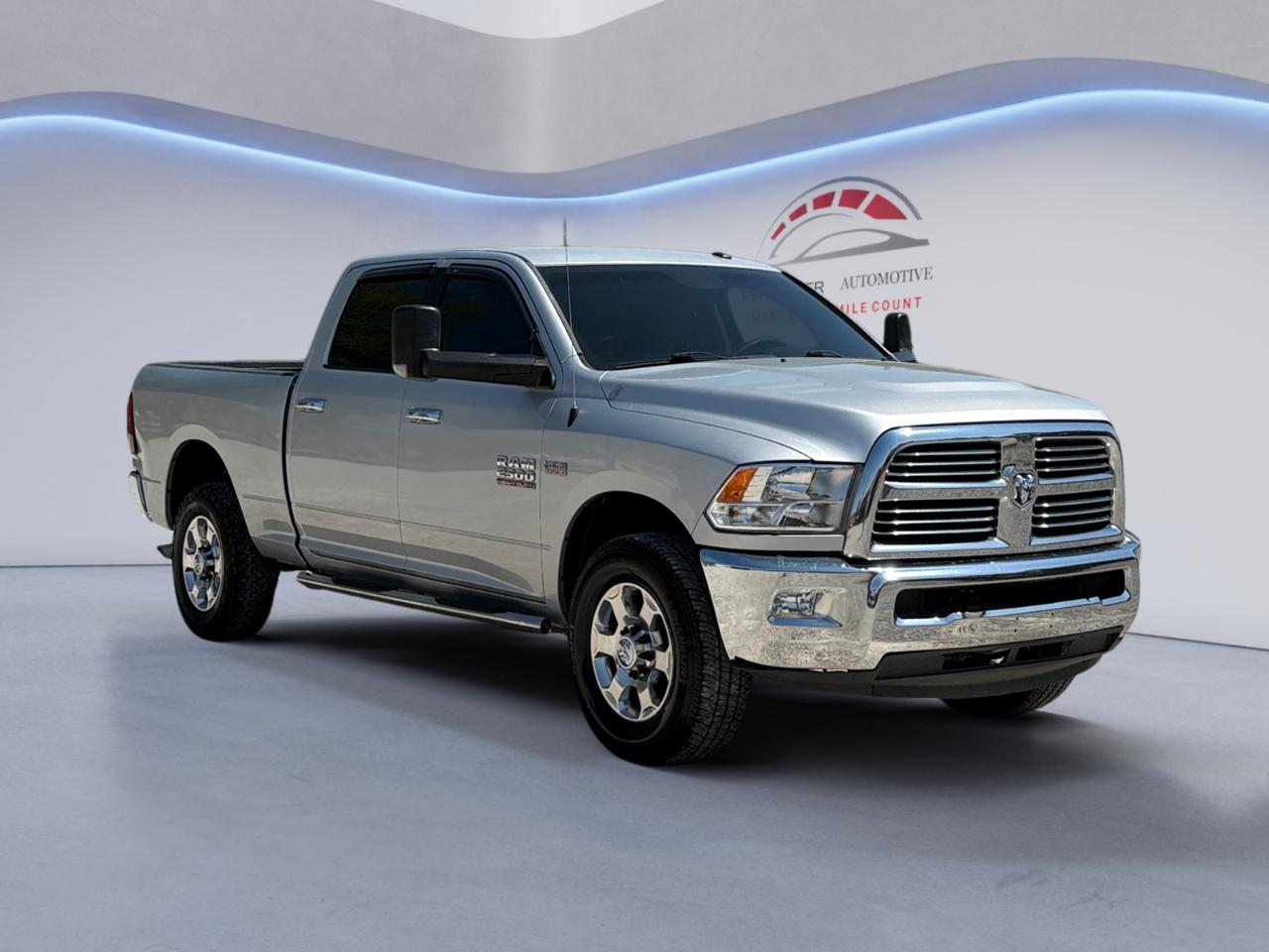 RAM 2500 Big Horn 4x2 Crew Cab 6'4" Box 2018