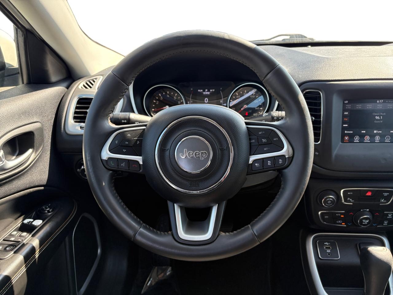 Jeep Compass Latitude FWD 2019