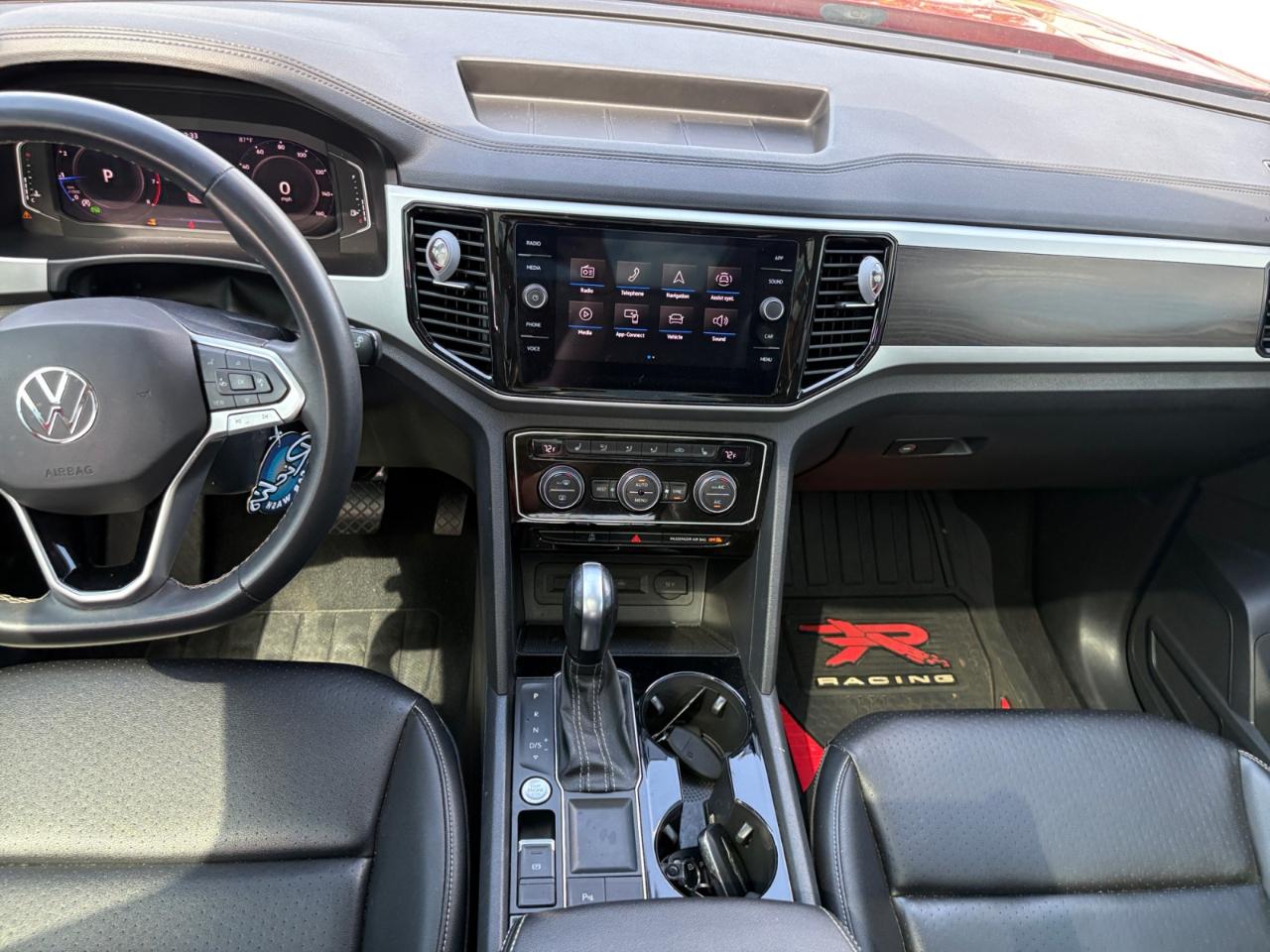 Volkswagen Atlas 3.6L V6 SE w/Technology FWD 2022