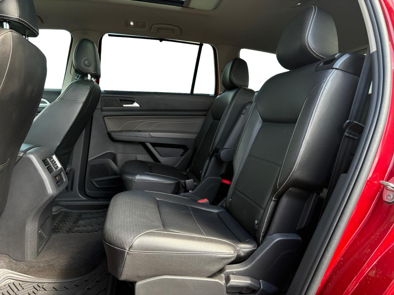 Volkswagen Atlas 3.6L V6 SE w/Technology FWD 2022