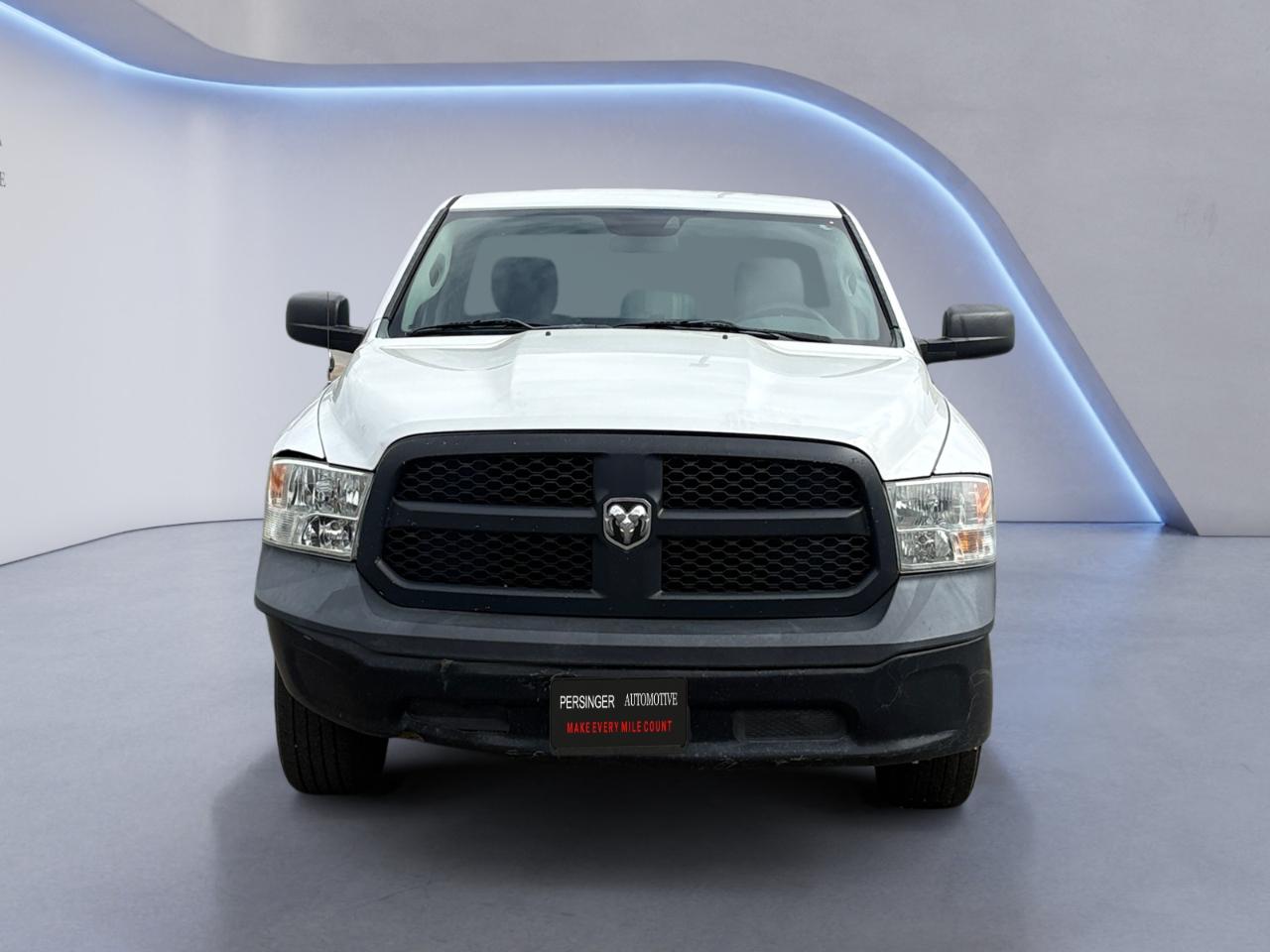 RAM 1500 2WD Reg Cab 120.5" Tradesman 2015
