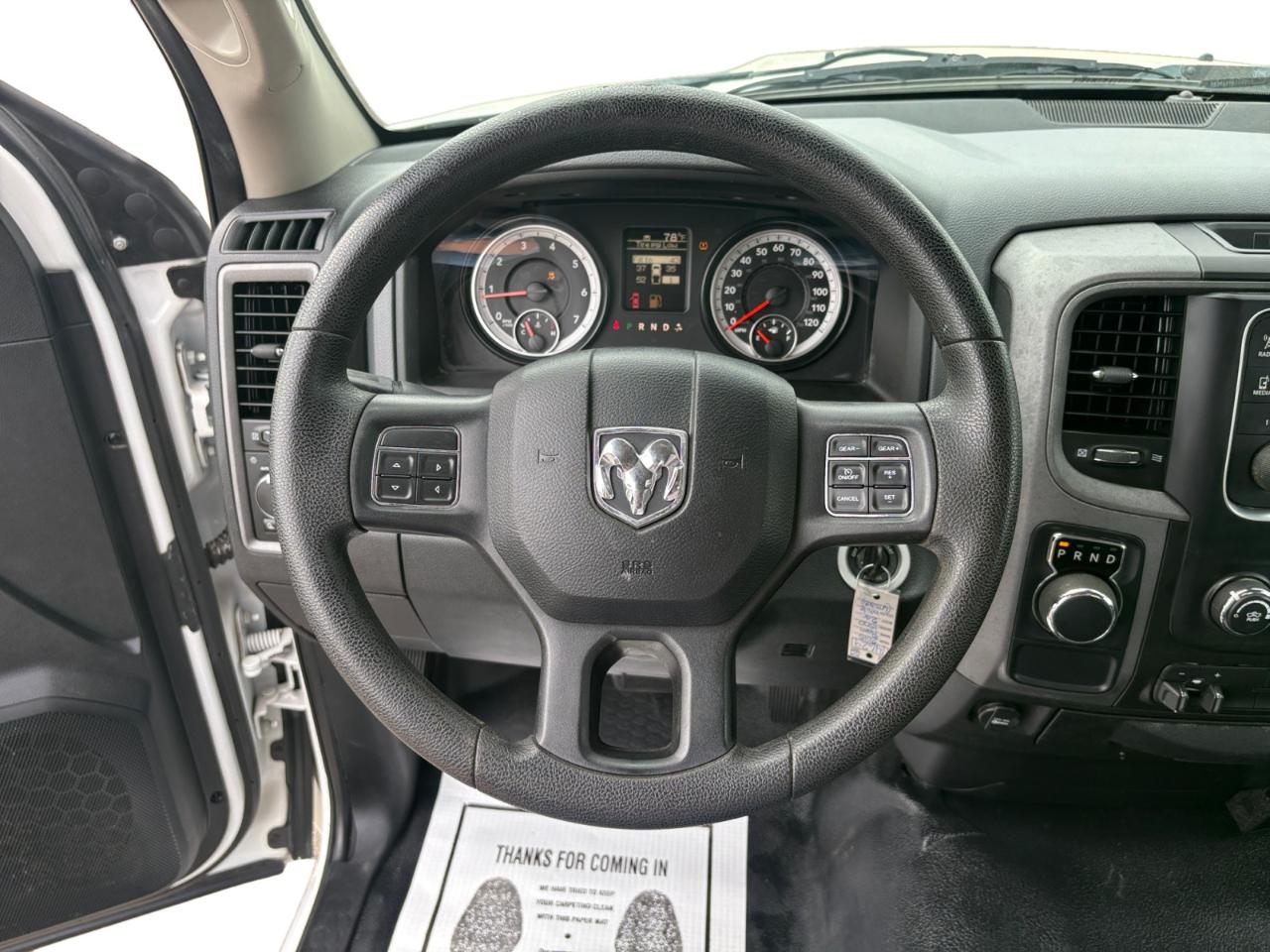 RAM 1500 2WD Reg Cab 120.5" Tradesman 2015