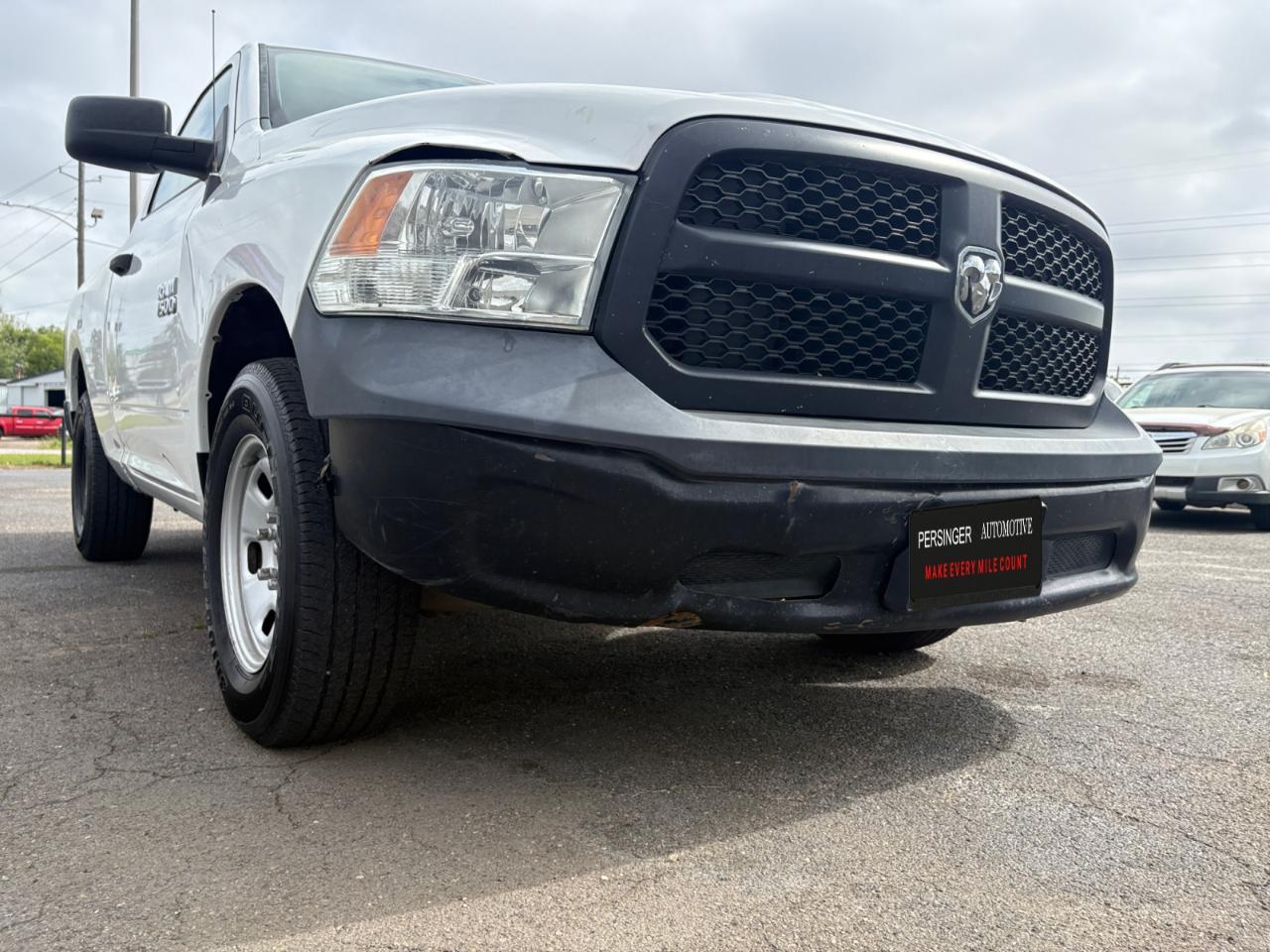 RAM 1500 2WD Reg Cab 120.5" Tradesman 2015