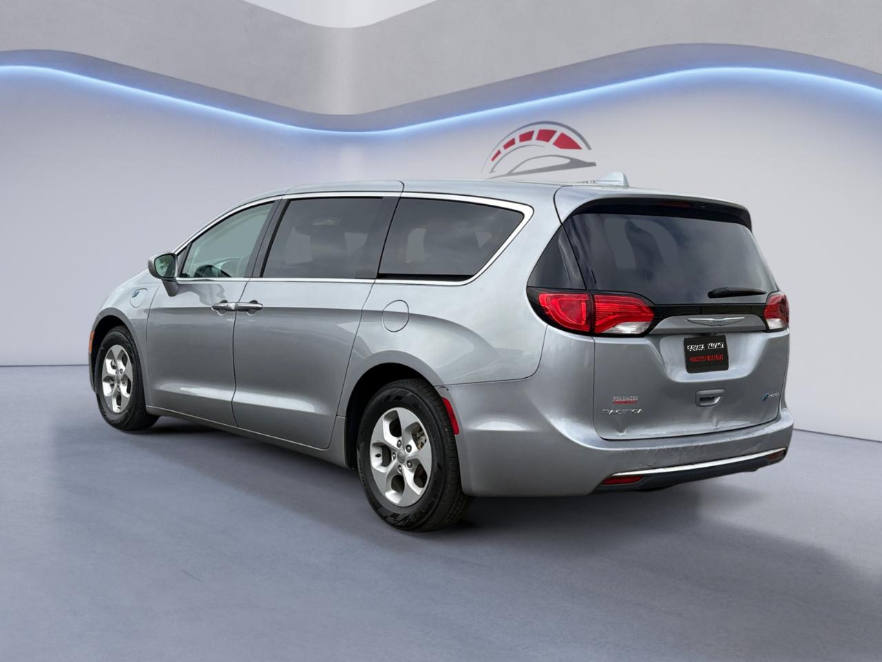 Chrysler Pacifica Hybrid Touring Plus FWD 2018