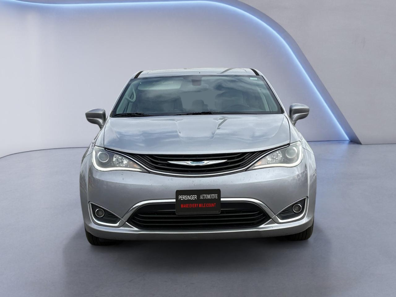 Chrysler Pacifica Hybrid Touring Plus FWD 2018