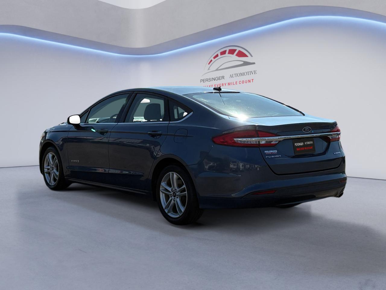 Ford Fusion Hybrid S FWD 2018