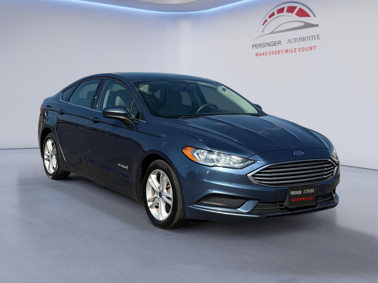 Ford Fusion Hybrid S FWD 2018
