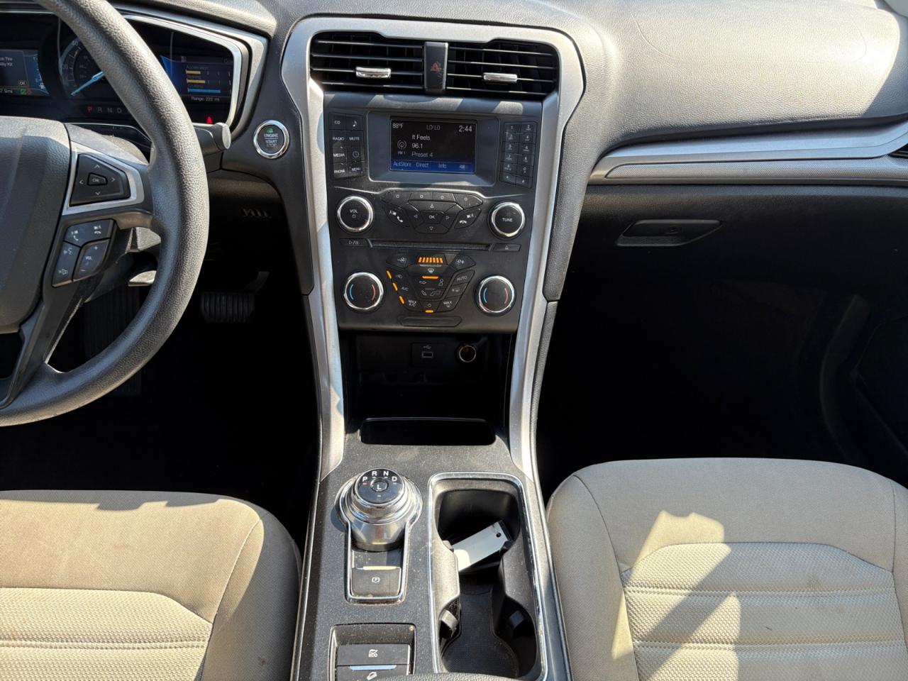 Ford Fusion Hybrid S FWD 2018