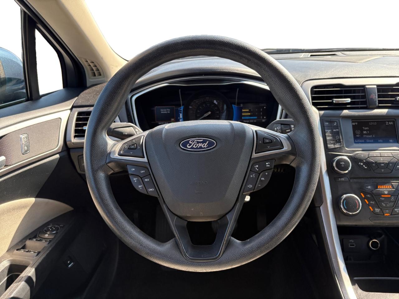 Ford Fusion Hybrid S FWD 2018