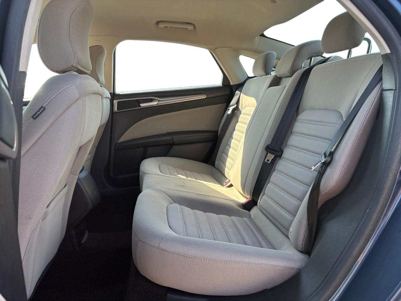 Ford Fusion Hybrid S FWD 2018