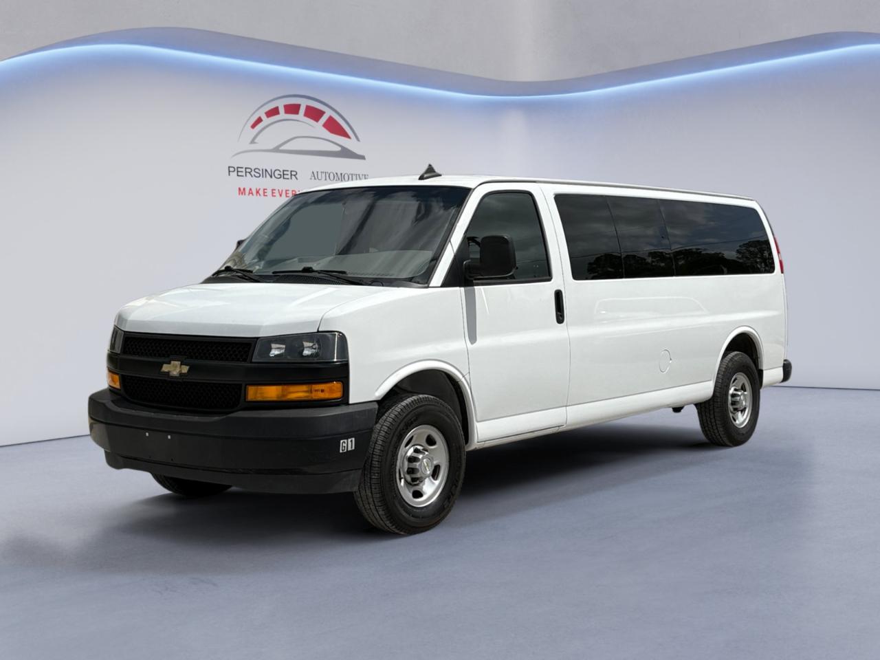 2021 Chevrolet Express Passenger RWD 3500 155" LS