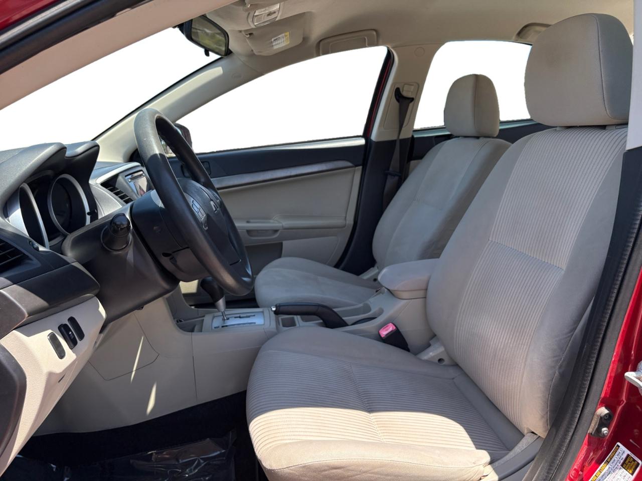Mitsubishi Lancer 4dr Sdn Man ES FWD 2015