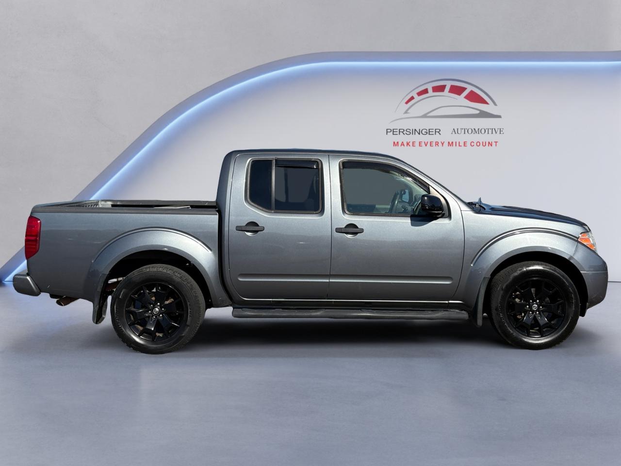 Nissan Frontier Crew Cab 4x2 SV V6 Auto 2018